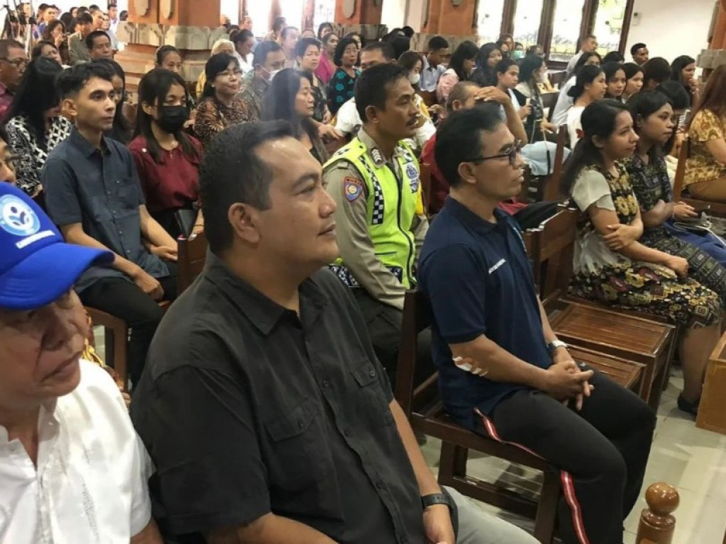 Kegiatan Perkenalan AP. IBM Tri Guna Jaya Dalung kepada Jemaat Gereja Yudea Padang Luwih, Desa Dalung